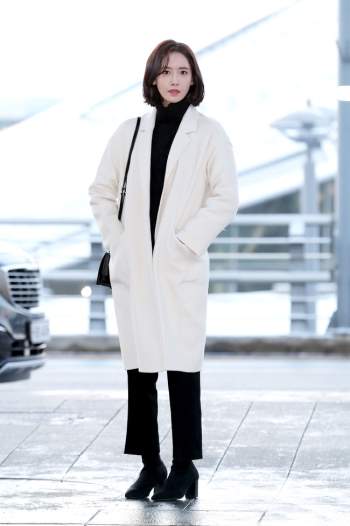 Style công sở của Yoona từ phim ra ngoài đời đều chuẩn đẹp và thanh lịch, lại đơn giản ai cũng áp dụng được - Ảnh 6.