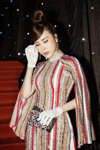 Hoa hậu Áo dài Hoàng Dung thử thách 100 ngày 100 Outfits hàng hiệu - Ảnh 3.