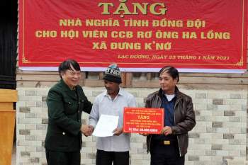 Tổ chức đợt công tác dân vận và “Tết vì người nghèo” tại xã vùng sâu Lâm Đồng -0