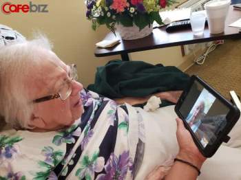 Cụ bà mừng sinh nhật 100 tuổi sau khi đánh bại virus Corona - Ảnh 1.