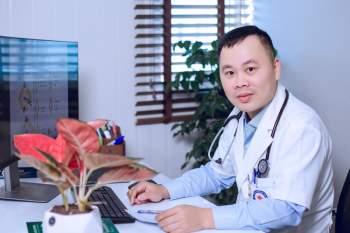 Bác sĩ Hoàng Mạnh Ninh: “Hạnh phúc của khách hàng cũng là niềm hạnh phúc của Bác sĩ thẩm mỹ như chúng tôi” - Ảnh 4.