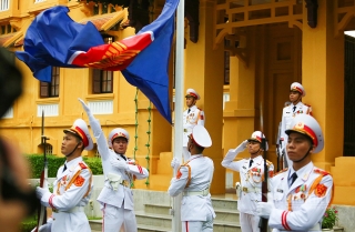 Lễ thượng cờ kỷ niệm 53 năm thành lập ASEAN tại Hà Nội