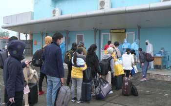 Thanh Hóa: Đã có kết quả xét nghiệm 370 công dân Việt Nam trở về từ Nhật Bản - Ảnh 2.