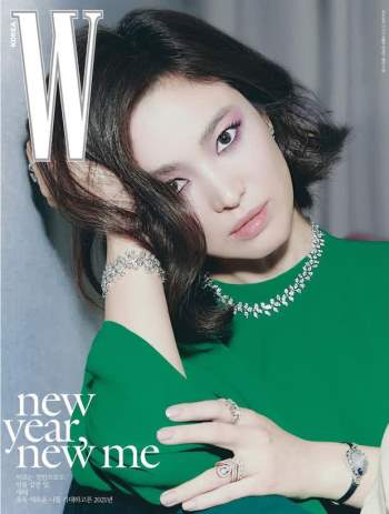 Đụng hàng hiệu trên tạp chí: Song Hye Kyo sắc lạnh, Đường Yên gây tranh cãi với style 