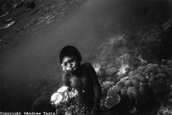 Trẻ em tộc người cá bí ẩn ở Thái - 17