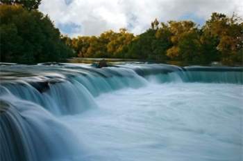 14 thác nước đẹp nhất thế giới, có 2 địa danh của Việt Nam - Ảnh 3.