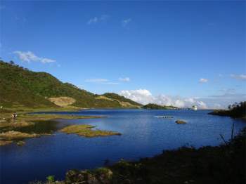 Hồ Thác Bạc rộng gần 6 ha, và có khả năng tích trữ được khoảng gần 200.000 m3 nước. Ảnh: Sa Pa Trong Tôi.