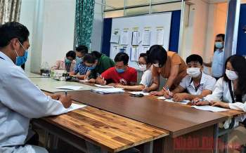 Đắk Lắk triển khai tiêm vaccine phòng chống Covid-19 cho hơn 17.000 người -0