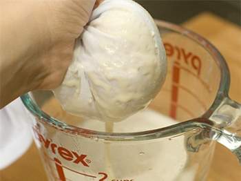 Cách phân biệt sữa đậu nành nguyên chất đơn giản nhất