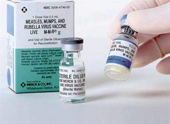 2 liều tiêm vắc xin quai bị