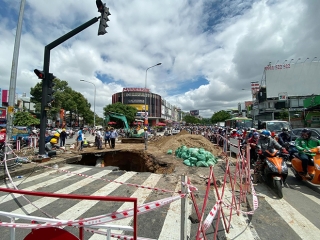 Lộ nguyên nhân “hố tử thần” khổng lồ xuất hiện ở Sài Gòn sau trận mưa lớn - 5
