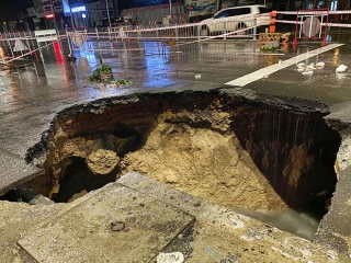 Lộ nguyên nhân “hố tử thần” khổng lồ xuất hiện ở Sài Gòn sau trận mưa lớn - 7