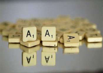 3. Cấm trò chơi ghép chữ Scrabble ở Rumani: Vào thập niên 80, tổng thống Rumani Nicolae Ceausescu đã cấm trò chơi này vì nó mang ý nghĩa 