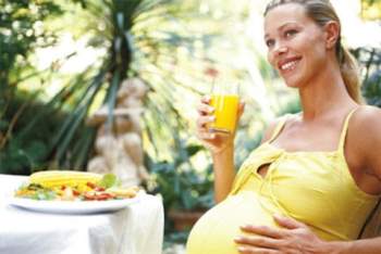 Những người ở thời kỳ thai kỳ nên hạn chế ùng nhãn