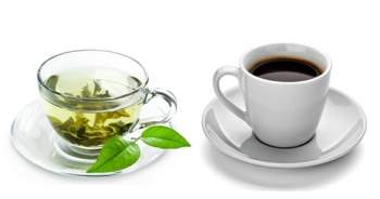 Cà phê và trà chứa nhiều chất kích thích khiến người bệnh viêm loét đại tràng khó kiểm soát