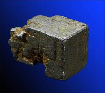 Núi kho báu chứa nhiều quặng bạch kim, vàng và kim loại có giá trị cao - 3