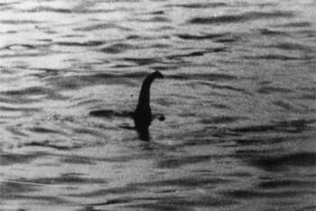 Quái vật hồ Loch Ness huyền thoại đã xuất hiện trở lại