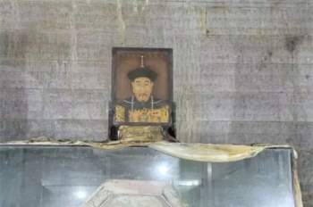 Tên trộm mộ khét tiếng nhất thế giới: Từng bật nắp quan tài Từ Hy thái hậu, càn quét lăng Càn Long - Ảnh 6.