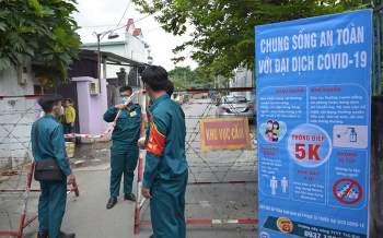 TP Hồ Chí Minh ghi nhận thêm 11 ca nghi nhiễm mới -0