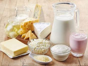 Các thực phẩm từ bơ sữa gây hiện tượng tiêu chảy do không dung nạp lactose.