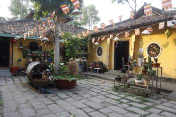Ngôi chùa ở Sài Gòn 'Bố già' Trấn Thành đến suy nghĩ có gì trong 300 năm qua? - ảnh 4