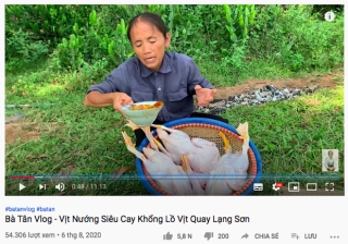 Làm vịt quay Lạng Sơn, Bà Tân Vlog bị dân mạng góp ý vì công thức sai nhưng vẫn tự nhận trên tiêu đề - Ảnh 1.