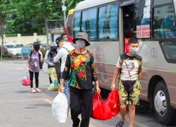 Khẩn: Rà soát người đi từ vùng có dịch về Hà Nội sau kỳ nghỉ lễ - Ảnh 3.