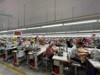 Bảo đảm tuyệt đối an toàn trong các doanh nghiệp sản xuất trở lại Bắc Giang - Ảnh 4.