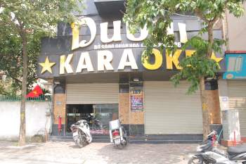 Sau ca nhiễm Covid-19 ở Hà Nội, karaoke 'cửa đóng then cài' trong lễ 30.4 – 1.5 - ảnh 1