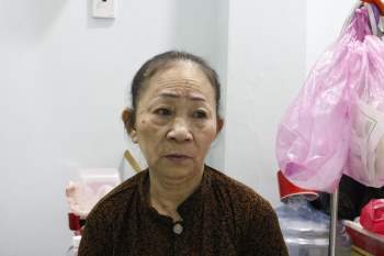 Người mẹ chăm con liệt tứ chi, suốt ngày bên con rong ruổi bán vé số khắp Sài Gòn - ảnh 5