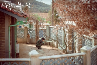 Xôn xao thông tin địa điểm huyền thoại của mối tình Son Ye Jin và Hyun Bin trong Crash Landing On You đã bị phá bỏ - Ảnh 4.