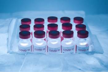  vắc-xin COVID-19