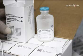 Bệnh viện Chợ Rẫy tiếp nhận 6 lọ Thuốc giải độc botulinum, giá 6.000 USD/lọ - Ảnh 2.