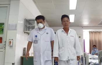 BS Nguyễn Lê Bảo Tiến: 'Đừng để không cầm nổi đũa mới điều trị thoát vị đĩa đệm' - 2