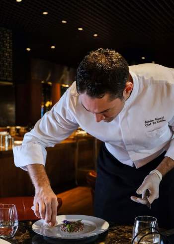 Trải nghiệm phong vị ẩm thực với bếp trưởng Adrien Guenzi tại Nhà hàng Square One - ảnh 2