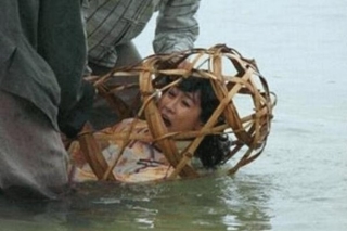 Bi kịch rùng rợn phía sau hàng trăm xác Ch?t phụ nữ dưới đập nước cổ ở Trung Quốc - Ảnh 5