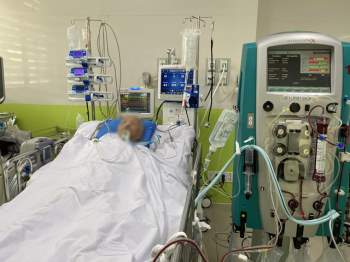 Bệnh viện Chợ Rẫy tiếp nhận nữ bệnh nhân COVID-19 nặng nhất Việt Nam - Ảnh 3.