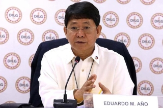 Bộ trưởng Nội vụ Philippines tái mắc Covid-19 sau 5 tháng