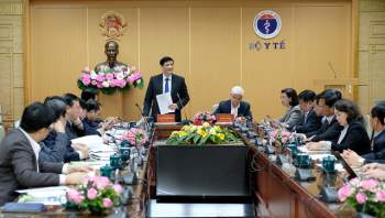 Bộ trưởng Nguyễn Thanh Long mong Bình Phước nỗ lực bắt kịp tiến trình đổi mới mạnh mẽ chung toàn ngành Y tế - Ảnh 1.