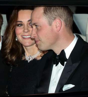 Bóc tách trang phục của Kate Middleton trong tang lễ Hoàng tế Philip để thấy cô được lòng Nữ hoàng Anh như thế nào - Ảnh 3.
