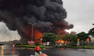 Cháy lớn tại KCN Yên Phong, Bắc Ninh