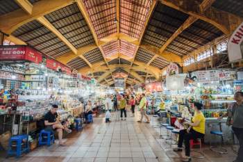 Đà Nẵng chiếm 3/5 vị trí đầu tiên trong BXH địa điểm có các phong cách ẩm thực khác nhau được ưa chuộng nhất của du khách đến Việt Nam - Ảnh 2.