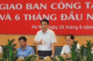 Chủ tịch Hà Nội: Tuyệt đối không được cắt điện, nước ngày nắng nóng dù người dân có thể chậm trễ đóng tiền - Ảnh 1.
