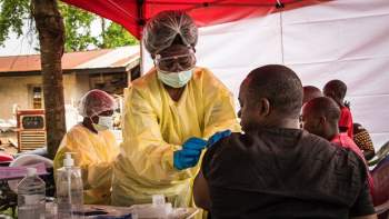 CHDC Congo trien khai tiem chung vacxin phong benh Ebola hinh anh 1