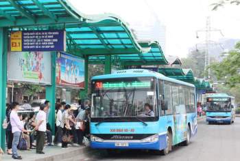 Điều chỉnh lộ trình 19 tuyến xe buýt phục vụ Đại hội Đảng XIII - Ảnh 2.