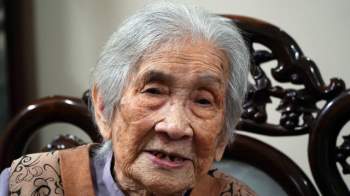 Loạt ảnh đẹp tinh khôi của cụ bà 100 tuổi thời trẻ khiến ai xem cũng nao lòng - Ảnh 8.