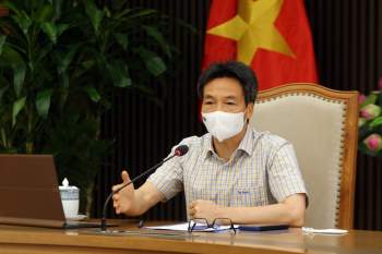 Phó Thủ tướng: Bắc Giang phải mạnh dạn áp dụng các giải pháp linh hoạt, sáng tạo, đúc rút kinh nghiệm thành các quy trình phòng, chống dịch - Ảnh 1.