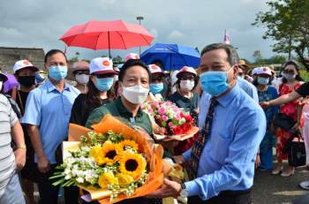 Huế đón đoàn khách đầu tiên theo chương trình kích cầu du lịch tàu hỏa - Ảnh 1.