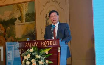Thứ trưởng Bộ TN&MT Trần Quý Kiên phát biểu tại Hội nghị.