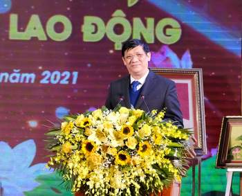 Bộ trưởng Bộ Y tế mong Bệnh viện T.Ư Thái Nguyên nâng tầm hạng Đặc biệt - Ảnh 3.
